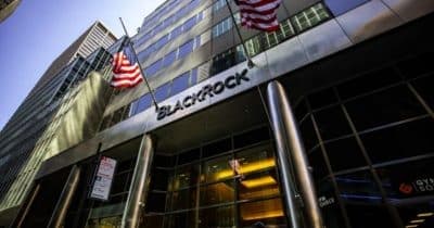 BlackRock's IBIT: Over 90% of Bitcoin ETF Investors Are Long-Term Accumulators – What This Means for BTC