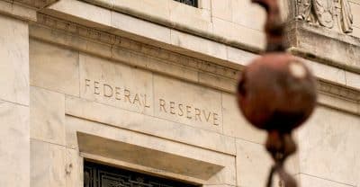 BlackRock's Fed Rate Cuts Forecast: Crypto Market Impact